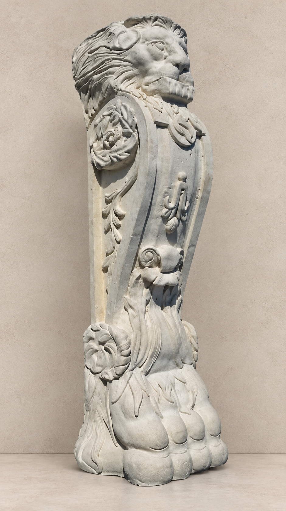Barcelona Cast Stone Lion Bracket