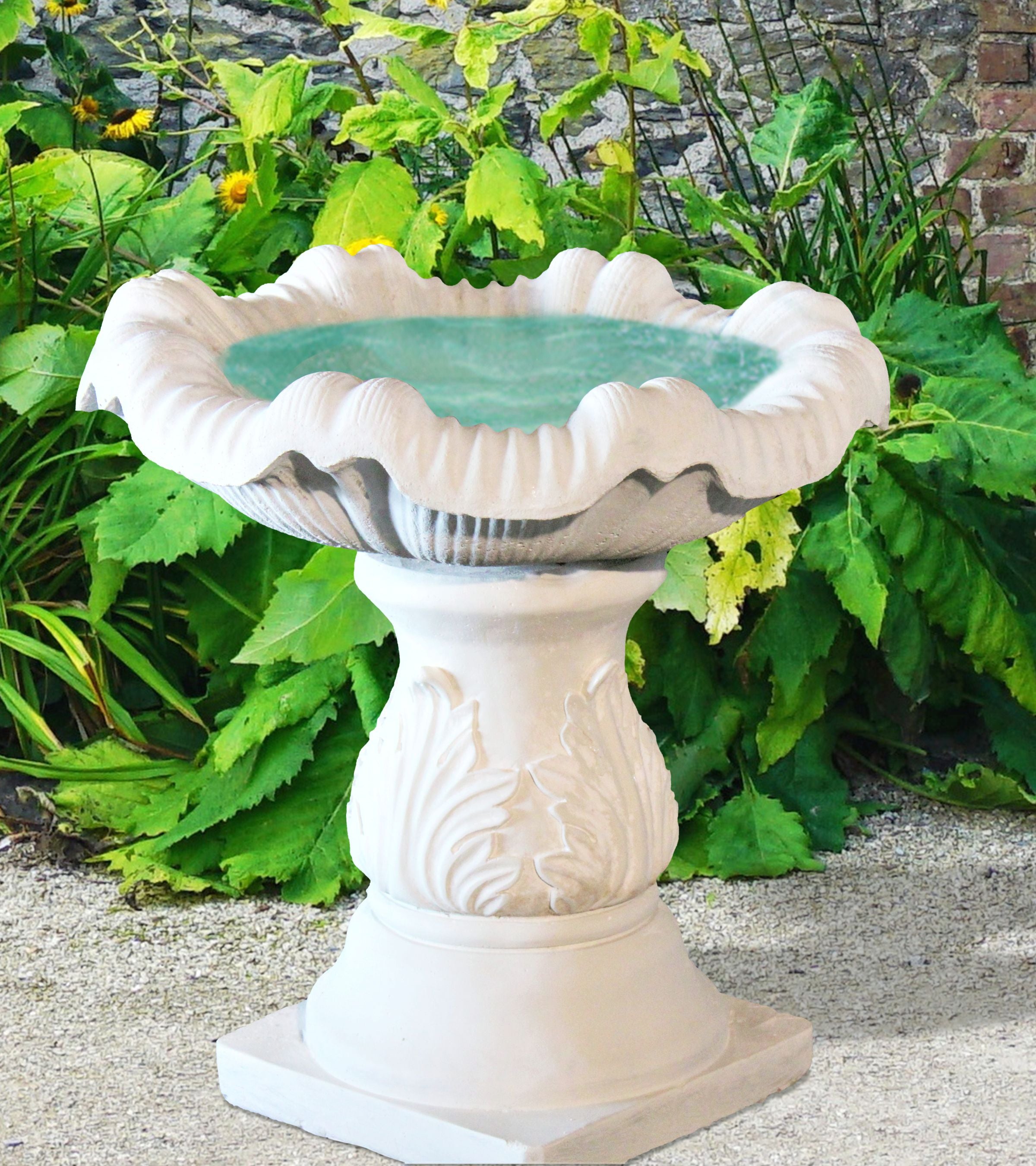 BENITO_BIRDBATH - Cast Stone International 