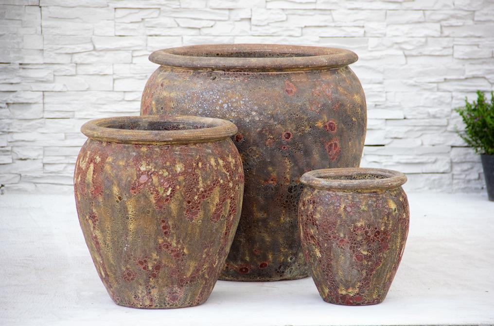 BROCKTON_PLANTERS - Cast Stone International 
