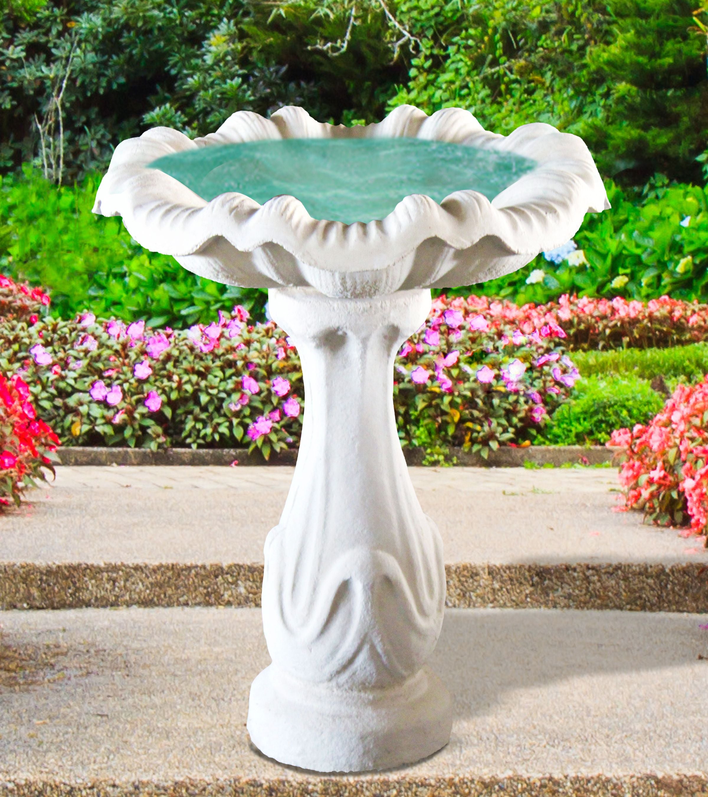 CLASSIC_SCALLOP_BIRDBATH - Cast Stone International 