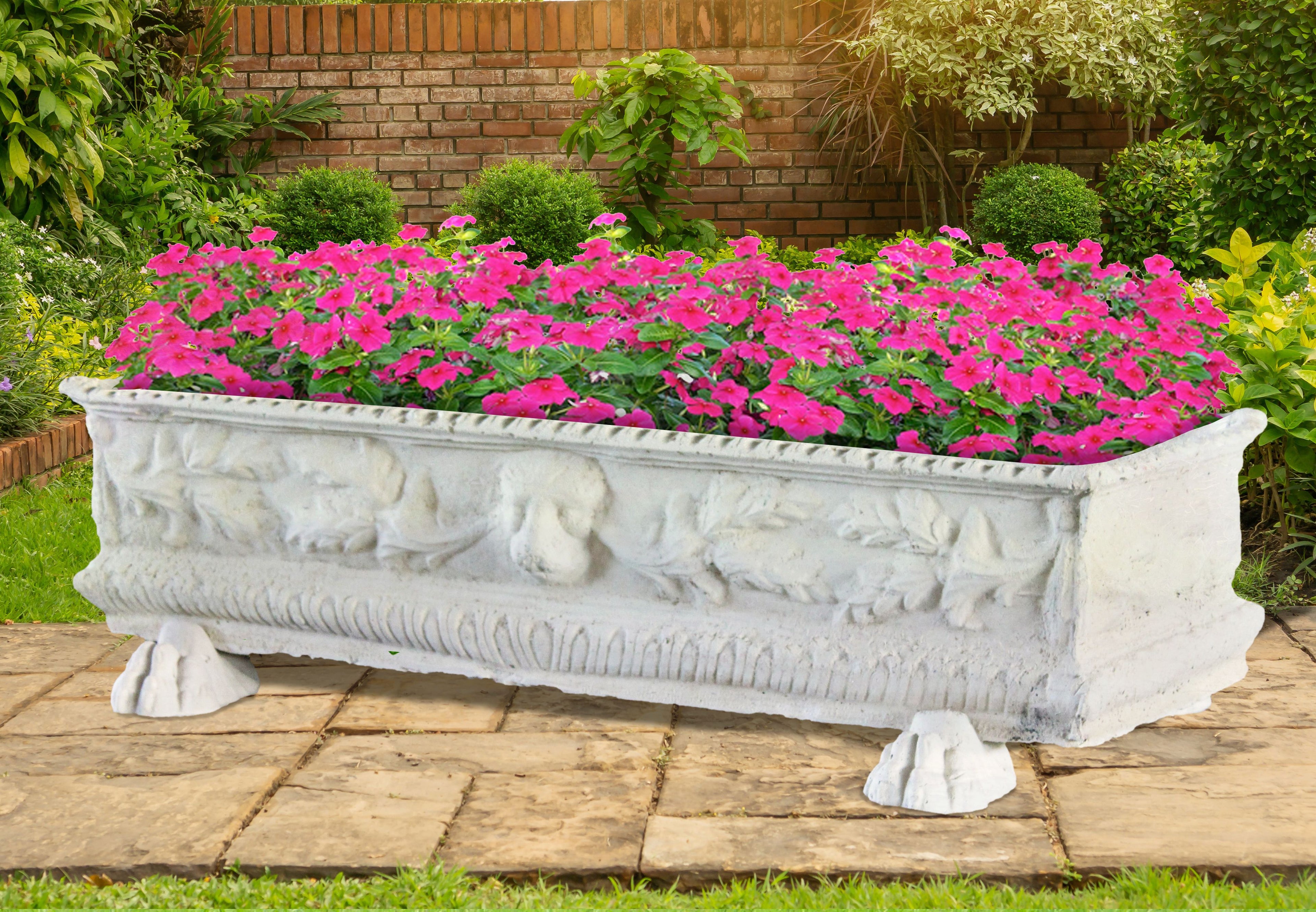 GARDEN_LION_PLANTER - Cast Stone International 
