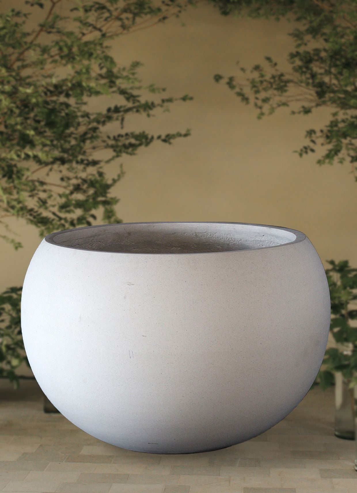 HUDSON_PLANTERS_LARGE_df9ecdba-0fe3-4bcf-9751-ad77988a384c - Cast Stone International 