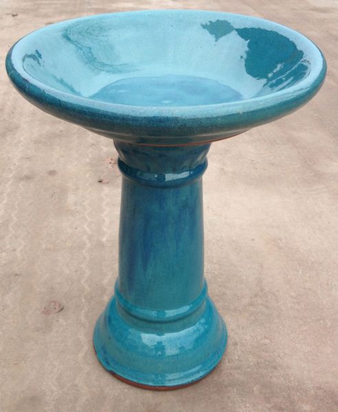 JULIE_BIRDBATH - Cast Stone International 