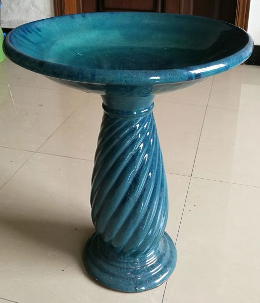 KIMBERLY_BIRDBATH - Cast Stone International 