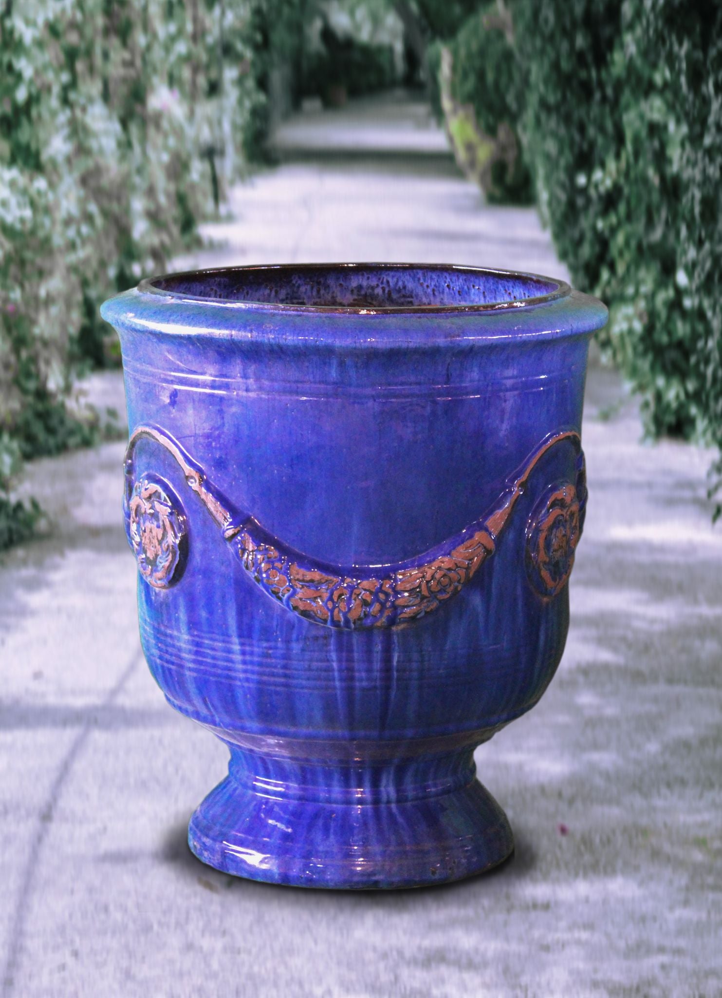 LARGE_VERSAILLES_URNS - Cast Stone International 