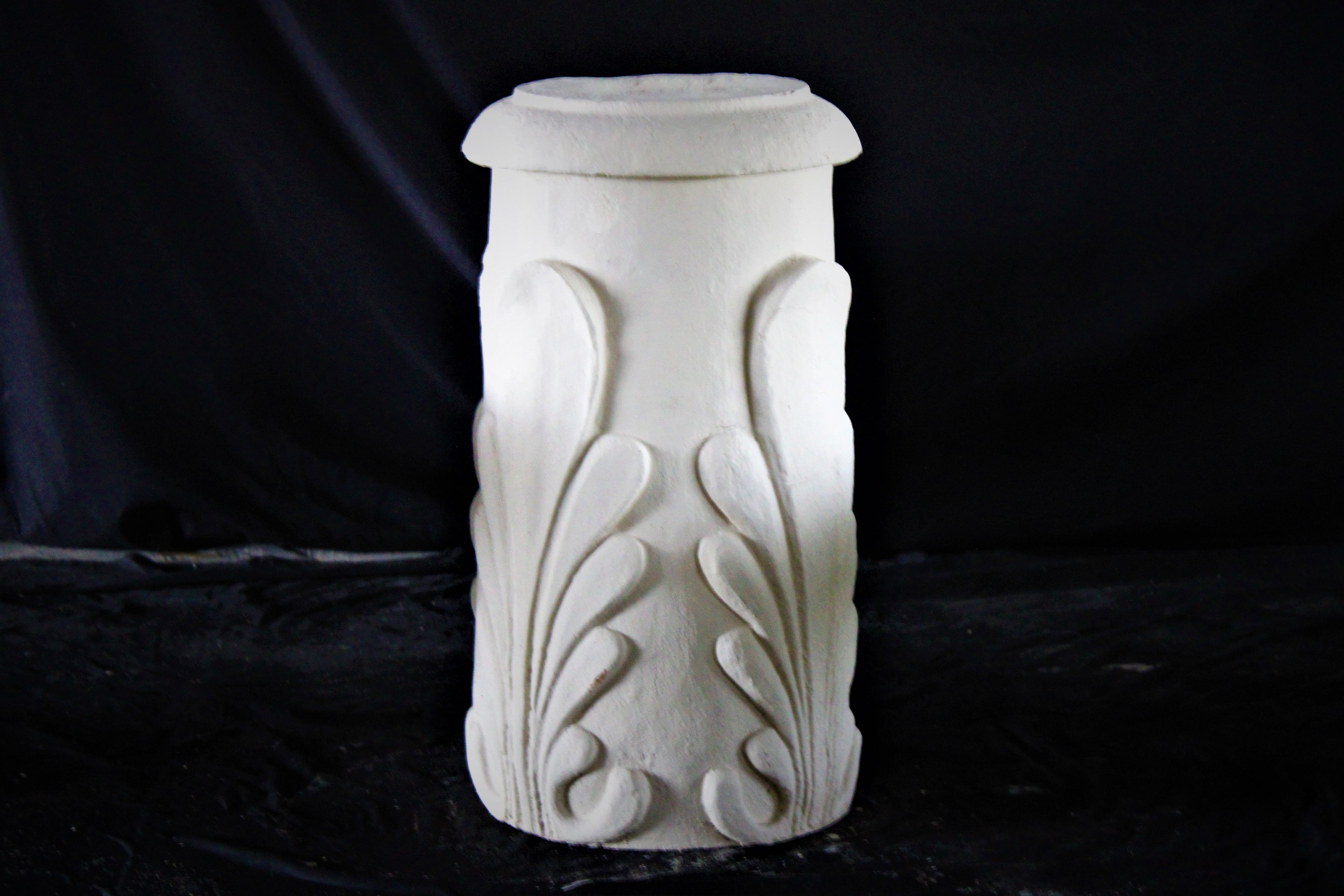 LEAF_PEDESTAL - Cast Stone International 