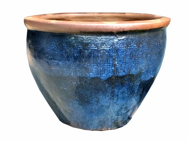 OLIVIA_PLANTER_e9a79aff-68c8-4573-ada0-87b24f3c1b4d - Cast Stone International 