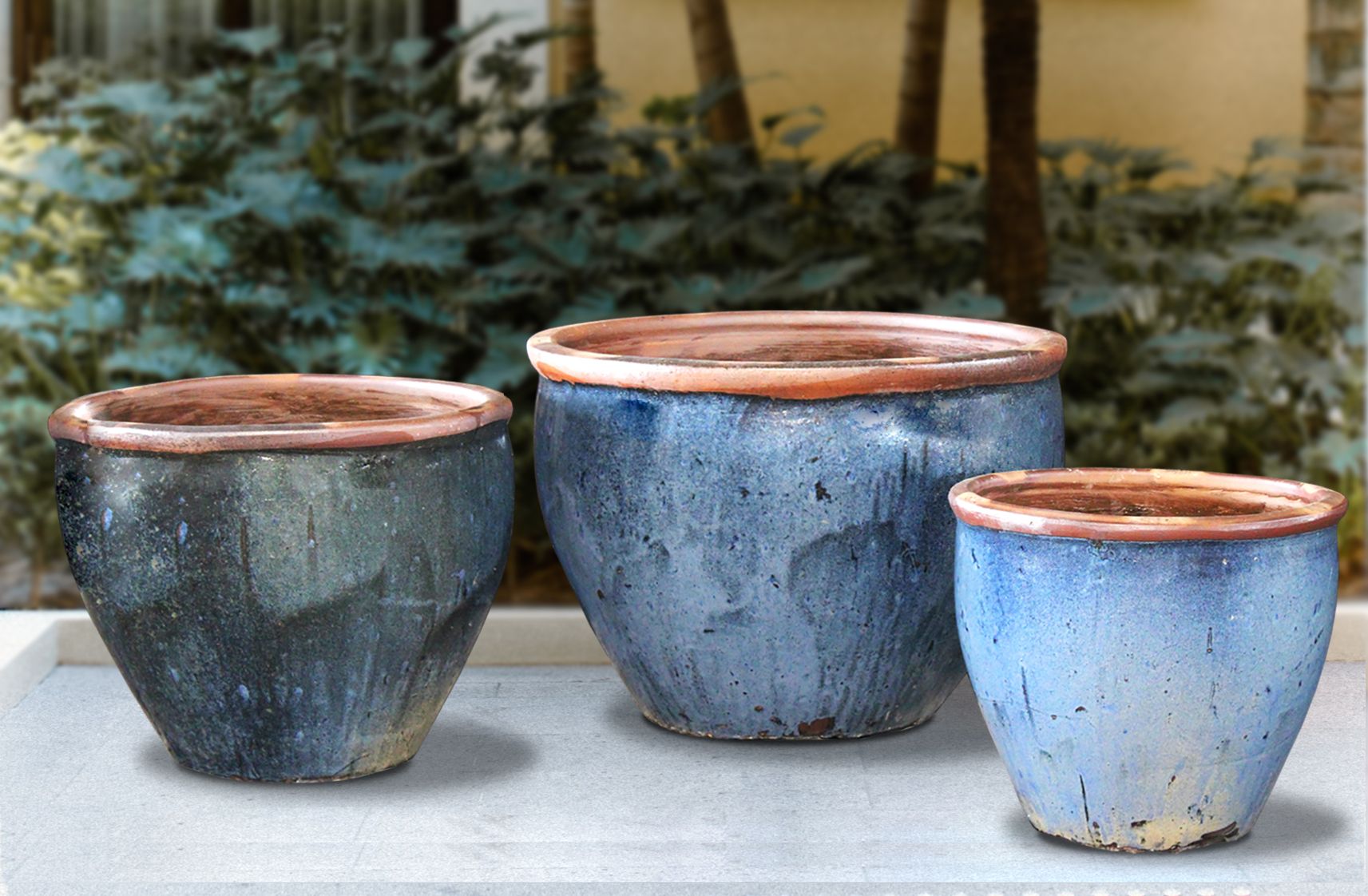 ROYAL_BLUE_TERRAZA_PLANTERS - Cast Stone International 