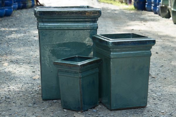 SQUARE_CERAMIC_PLANTER_86456bb5-0ba8-43e6-9bf1-809308b3ebc8 - Cast Stone International 