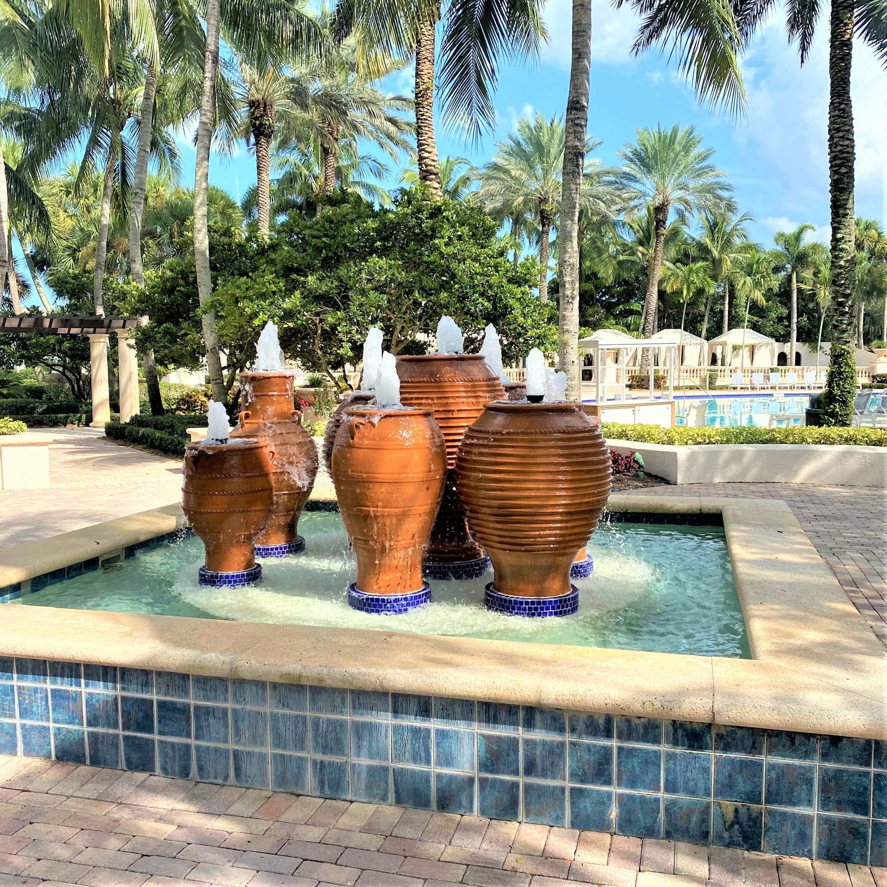 TERRACOTTA_BAY_FOUNTAIN - Cast Stone International 