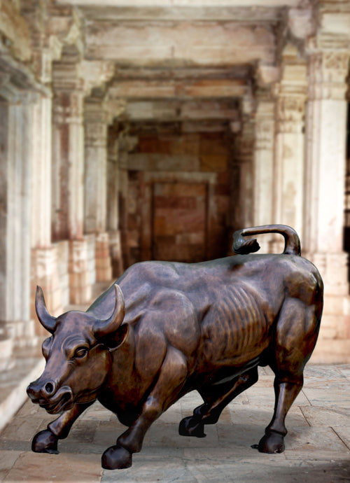 Wall_Street_Bull_Bronze_Statue_c19eaf91-929a-4493-a2d5-22dc65d90538 - Cast Stone International 